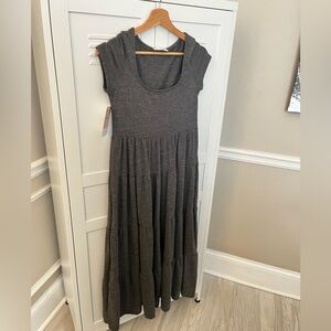 NWT Charlotte Avery Chic Charcoal Gray Maxi Dress Size Small